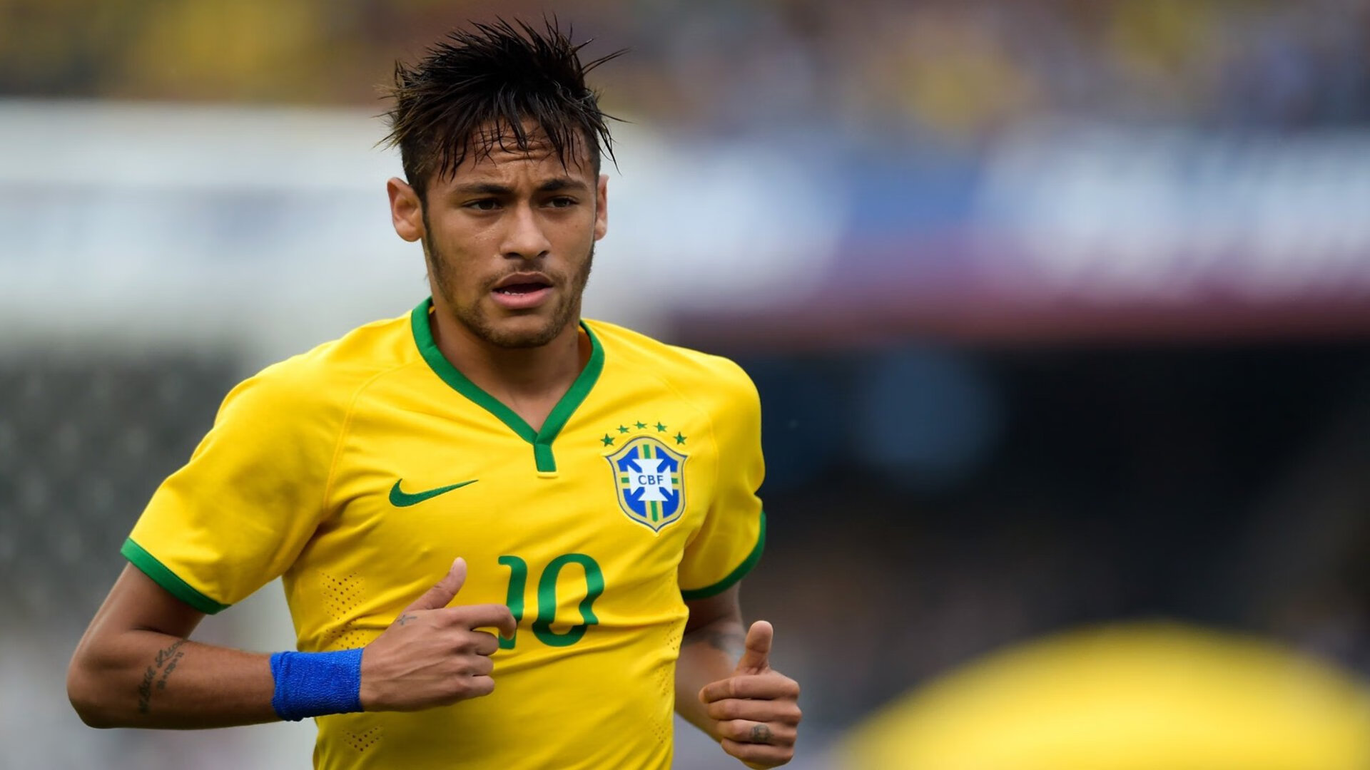 球员在国家队中独当一面承担关键传球职责，球员国家队受伤怎么赔偿